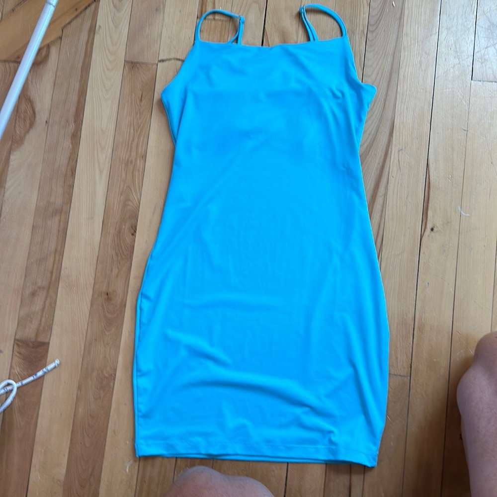 Adorable form fitting dress aqua blue